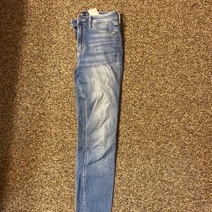 Hollister high rise skinny jeans